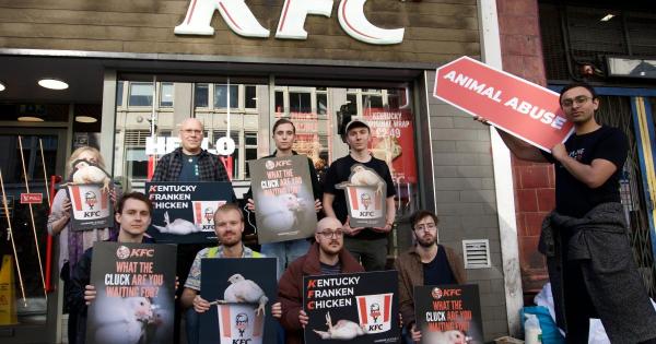 Animal rights activists flock to KFC…