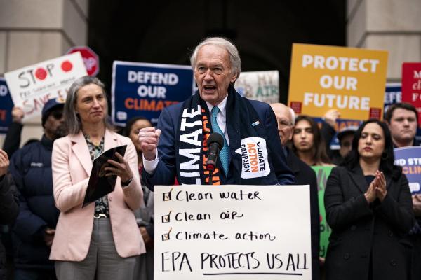 photo of ‘Gutting the EPA Is Unacceptable’: Democratic Lawmakers Demand Answers Amid ‘Unconstitutional’ Funding Freeze image