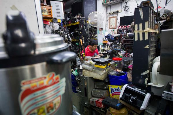 Malaysia clamps down on toxic trade with…