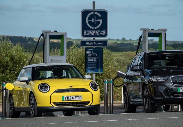 photo of UK Carbon Emissions Reach Lowest Level Since 1872 image