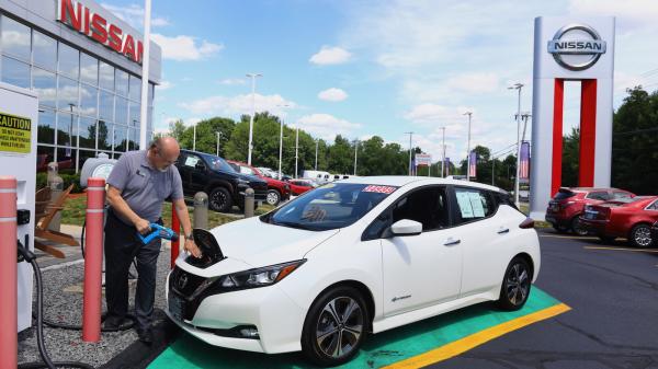 Why hybrids — not EVs — are winning…