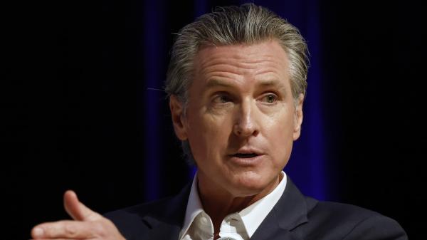 photo of Gavin Newsom delayed his own ‘nation-leading’ plastic policy. Why? image