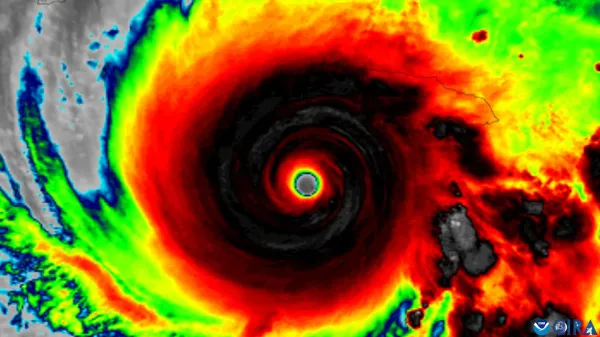 Hurricane Hunters reveal 4 warning signs&hellip;