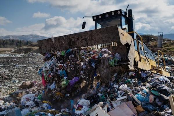 Iowa landfill groundwater discharges…