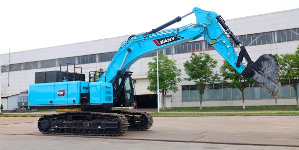 E-quipment highlight: SANY SY375E packs…