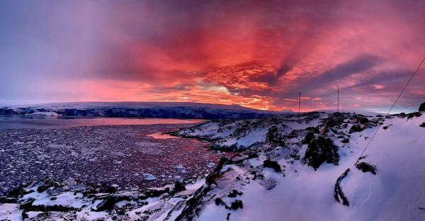 photo of Antarctica’s Record Heat Wave Brings Temps 50°F Above Normal image