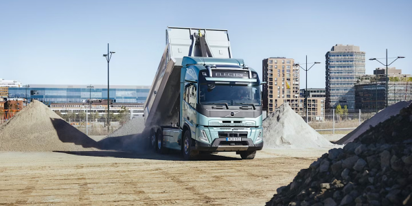 Volvo updates its electric semi truck lineup with up to 700&hellip;
