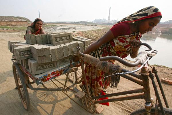 Extreme heat is eroding health, productivity and incomes of…