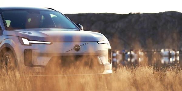 2026 Volvo XC70 “long range PHEV”…